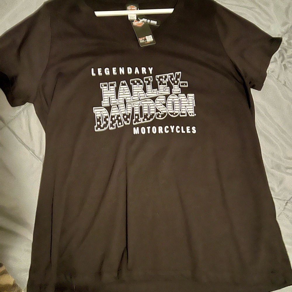McGrath Dubuque Iowa Harley-Davidson Black V-Neck Tee with Logo Tag